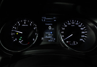 Подержанный автомобиль Nissan Qashqai 2019 года (12 фото)