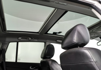 Подержанный автомобиль Renault Koleos 2014 года (19 фото)