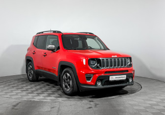 Подержанный автомобиль Jeep Renegade 2019 года (3 фото)