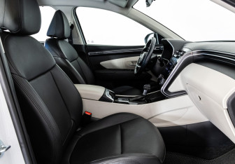 Подержанный автомобиль Hyundai Tucson 2021 года (24 фото)