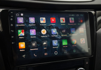 Подержанный автомобиль Nissan X-Trail 2018 года (17 фото)