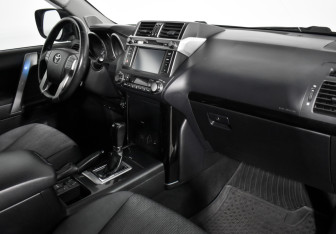Подержанный автомобиль Toyota Land Cruiser Prado 2014 года (14 фото)