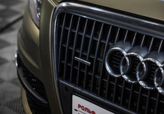 Подержанный автомобиль Audi Q5 2009 года (8 фото)