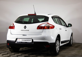 Подержанный автомобиль Renault Megane Hatchback 2011 года (5 фото)