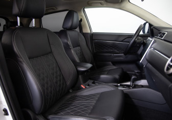 Подержанный автомобиль Mitsubishi ASX 2022 года (11 фото)