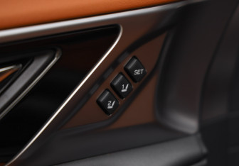 Подержанный автомобиль Subaru Outback Wagon 2022 года (27 фото)