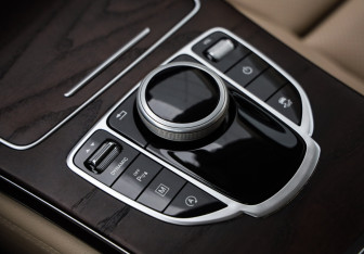 Подержанный автомобиль Mercedes-Benz GLC Coupe 2016 года (16 фото)