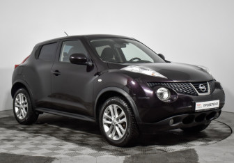 Подержанный автомобиль Nissan Juke 2013 года (3 фото)