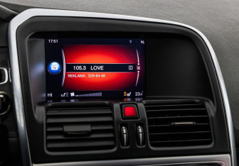 Подержанный автомобиль Volvo XC60 2017 года (15 фото)