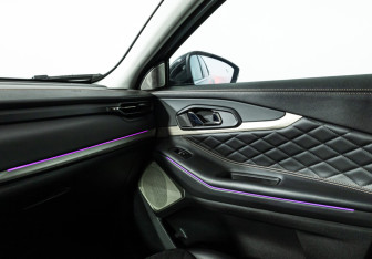 Подержанный автомобиль Exeed TXL 2023 года (22 фото)