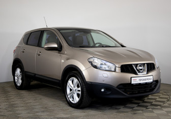 Подержанный автомобиль Nissan Qashqai 2011 года (3 фото)