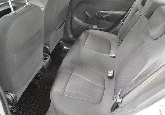 Подержанный автомобиль Chevrolet Aveo Sedan 2012 года (11 фото)