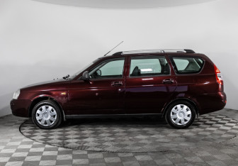 Подержанный автомобиль LADA (ВАЗ) Priora Wagon 2011 года (8 фото)