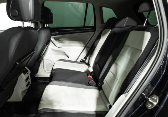 Подержанный автомобиль Volkswagen Tiguan 2017 года (10 фото)