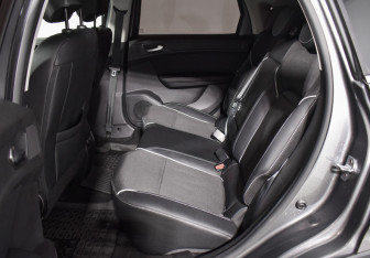 Подержанный автомобиль Renault Arkana 2020 года (11 фото)