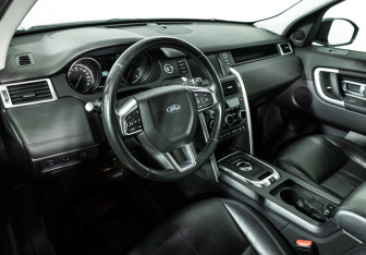 Подержанный автомобиль Land Rover Discovery Sport 2017 года (11 фото)