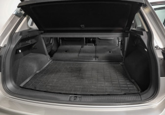 Подержанный автомобиль Volkswagen Tiguan 2019 года (27 фото)