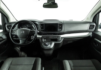 Подержанный автомобиль Citroen SpaceTourer 2021 года (13 фото)