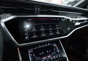 Подержанный автомобиль Audi A6 Sedan 2023 года (21 фото)