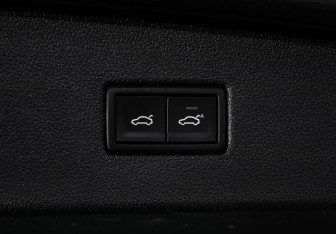 Подержанный автомобиль Volkswagen Tiguan 2019 года (31 фото)