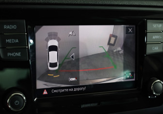 Подержанный автомобиль Skoda Rapid Liftback 2019 года (19 фото)