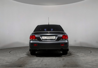 Подержанный автомобиль Mitsubishi Lancer Sedan 2006 года (6 фото)