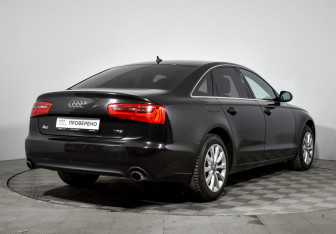 Подержанный автомобиль Audi A6 Sedan 2013 года (5 фото)