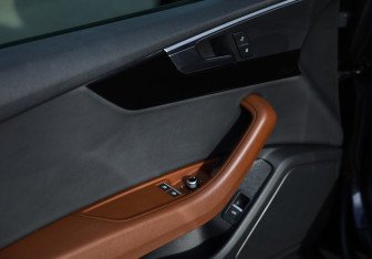 Подержанный автомобиль Audi A5 Coupe 2019 года (25 фото)