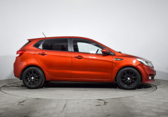 Подержанный автомобиль Kia Rio Hatchback 2016 года (4 фото)