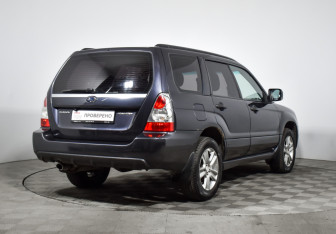 Подержанный автомобиль Subaru Forester Suv 2007 года (5 фото)