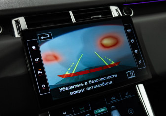 Подержанный автомобиль Land Rover Range Rover Sport 2013 года (17 фото)