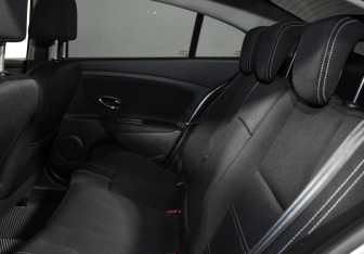 Подержанный автомобиль Renault Fluence 2014 года (12 фото)