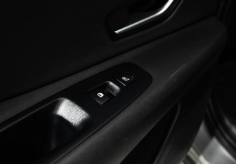 Подержанный автомобиль Hyundai Elantra Sedan 2021 года (17 фото)