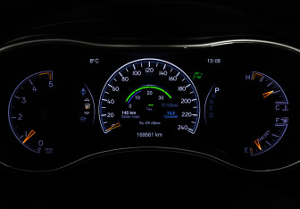 Подержанный автомобиль Jeep Grand Cherokee 2014 года (28 фото)