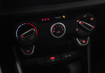 Подержанный автомобиль Kia Picanto 2022 года (15 фото)