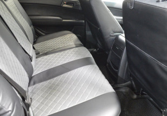 Подержанный автомобиль SsangYong Kyron 2012 года (13 фото)