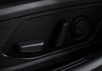 Подержанный автомобиль Kia K5 2024 года (32 фото)