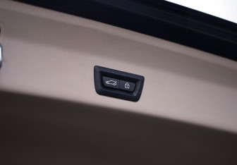 Подержанный автомобиль BMW X3 2019 года (37 фото)