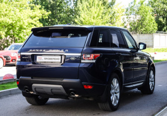 Подержанный автомобиль Land Rover Range Rover Sport 2015 года (6 фото)