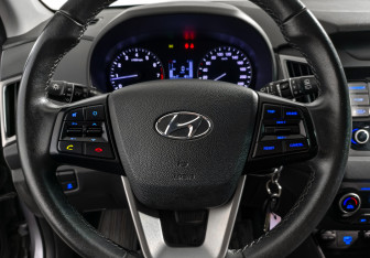 Подержанный автомобиль Hyundai Creta 2021 года (16 фото)