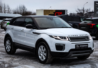 Подержанный автомобиль Land Rover Range Rover Evoque 2017 года (4 фото)