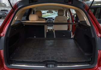 Подержанный автомобиль Mercedes-Benz GLC Coupe 2017 года (29 фото)