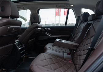 Новый BMW X5 2025 (14 фото)