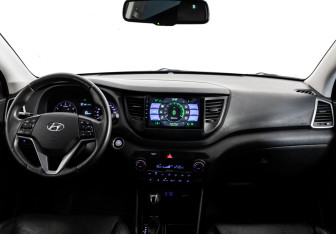 Подержанный автомобиль Hyundai Tucson 2017 года (10 фото)