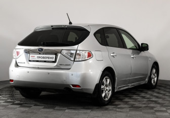 Подержанный автомобиль Subaru Impreza Hatchback 2008 года (5 фото)