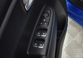 Подержанный автомобиль Kia Rio Sedan 2019 года (17 фото)