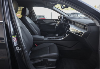 Подержанный автомобиль Audi A6 Wagon 2019 года (27 фото)