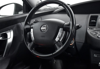 Подержанный автомобиль Nissan Primera Sedan 2006 года (15 фото)
