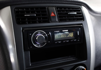 Подержанный автомобиль Suzuki Liana Wagon 2006 года (15 фото)