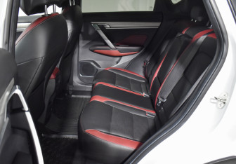 Подержанный автомобиль Geely Coolray 2020 года (11 фото)